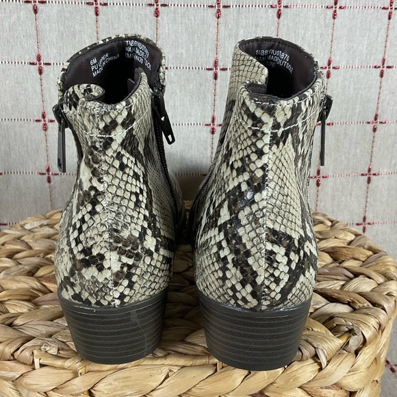 UnionBay “Tabby” Snakeskin Embossed Faux Leather Ankle Boots Women’s Sz 6 NWOB - Picture 4 of 8